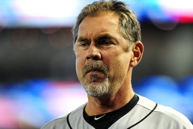 Bruce Bochy Wears 49ers Hat to Support Alex Smith, Has a Huge Head