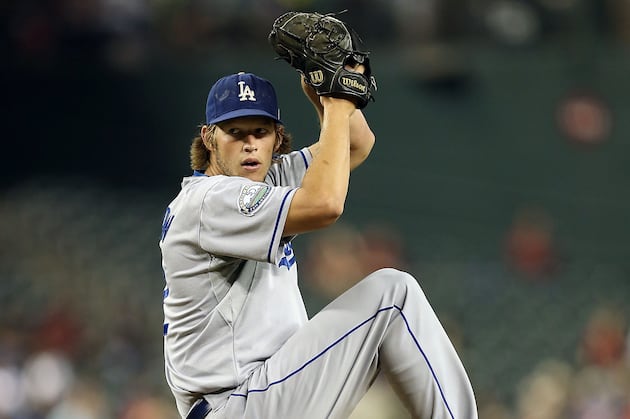Clayton Kershaw Throws off Mound, Raising Hopes of His Return