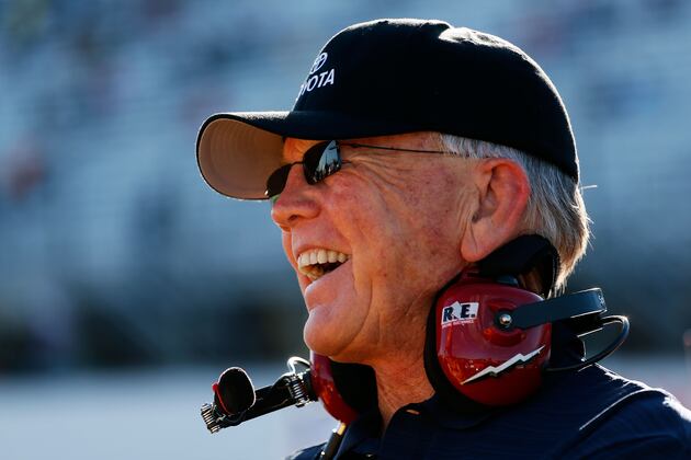 Gibbs Earns 100th Victory in NASCAR
