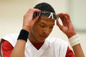 Isaiah Austin Is Really Tall and Ready to Shoot Jumpers for Baylor