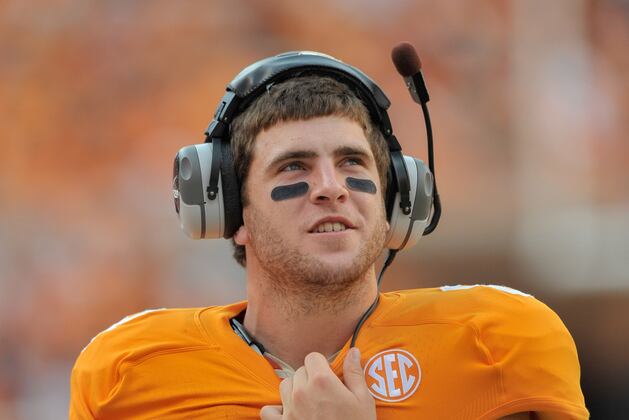 Vols, Dogs Quarterbacks Good Friends