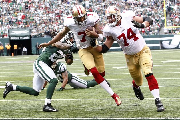 Kaepernick on Tebow Comparison: 'I Want to Be Me'
