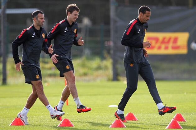 Manchester United Limps into Match Against CFR Cluj
