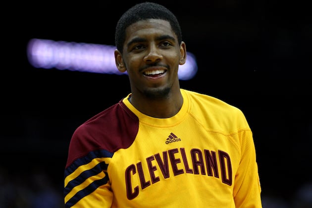 Kyrie Irving's broken hand healed