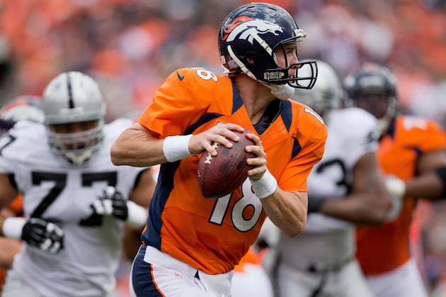 Patriots DC Sees No Issue with Peyton Manning's Arm