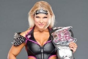 Beth-phoenix_display_image_crop_exact_crop_north