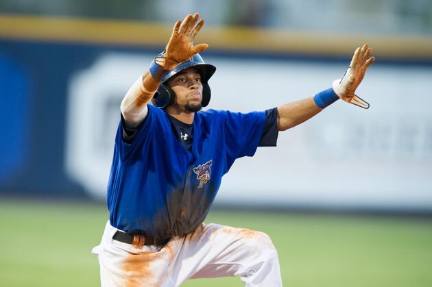Reds Announce Billy Hamilton Will Move to Outfield