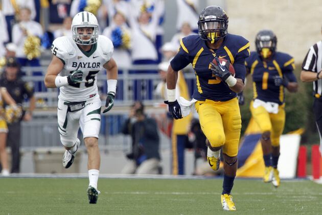 Texas, W. Virginia QBs Get Lots of Support
