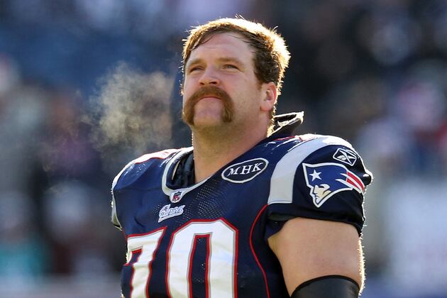 Rob Gronkowski Absent, Logan Mankins Returns to Practice