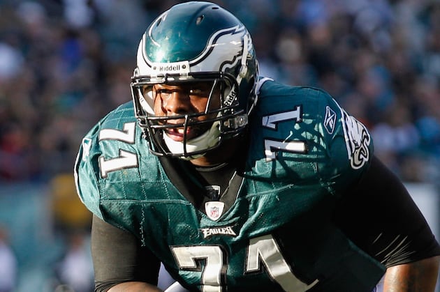Jason Peters Thinks He Can Play This Season