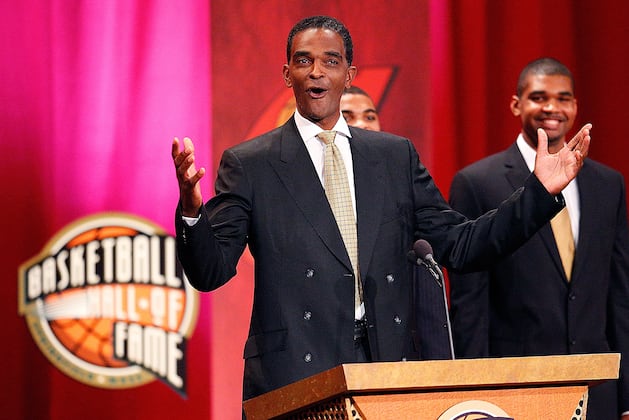 Ralph Sampson, Sean Rooks Officially Added to Suns Staff
