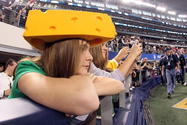 Arians Implores Colts Fans to Contain the Cheeseheads