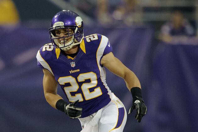 Harrison Smith Ejected for Shoving Official