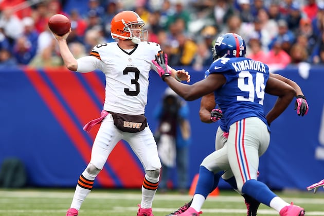 Coach Pat Shurmur Turns Up Heat on Browns Rookie QB Brandon Weeden