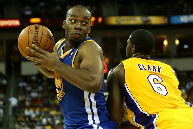 Golden State Warriors Thump Los Angeles Lakers in Exhibition Opener