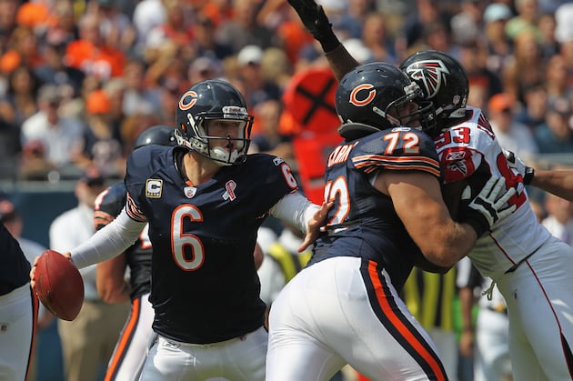 Jay Cutler Lauds Teammate Carimi: 'It Matters to Him'