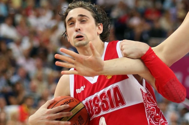 Timberwolves Try Alexey Shved at Point Guard with Luke Ridnour Hurting