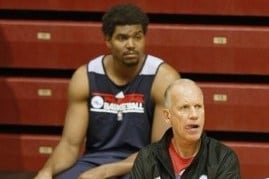 Bynum Says He's Improving, Should Be Ready for Season
