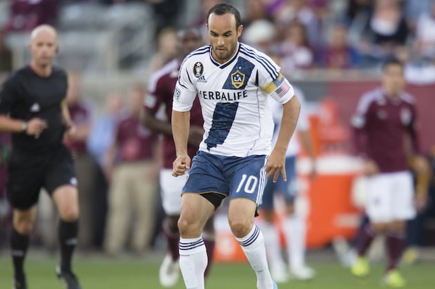 Landon Donovan Sits out U.S. Team Practice to Have Knee Checked