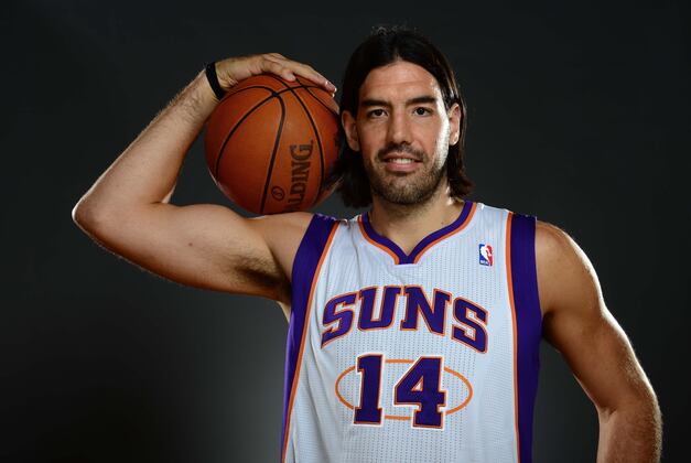 Suns Offense Set Up to Highlight Scola