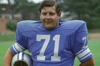 Ap-concussion-lawsuits-karras-4_3_r560_crop_north