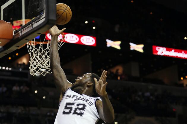 Spurs' Non-Guaranteed Players Show off