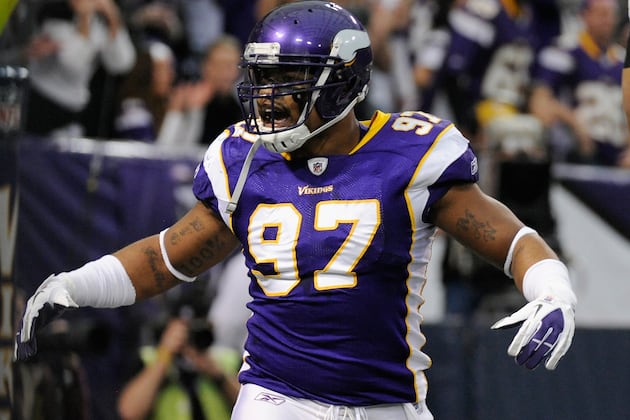 Everson Griffen Leaves Team After Sudden Death of Mother