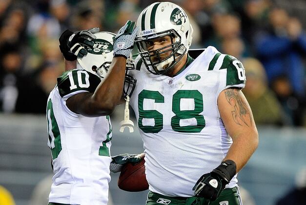 Jets' Matt Slauson Fined $10,000 for Hit on Brian Cushing
