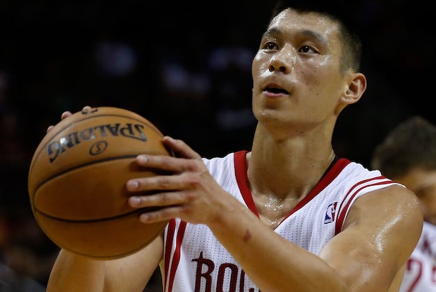 Kevin Martin Scores 17, Jeremy Lin Has 7 Assists to Help Rockets Beat Hornets