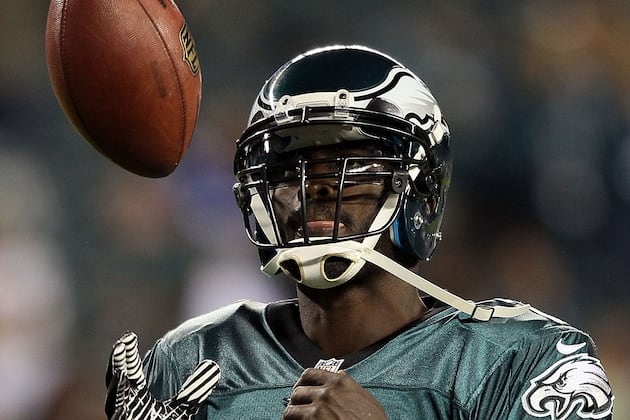 Michael Vick Admits to Owning a Dog