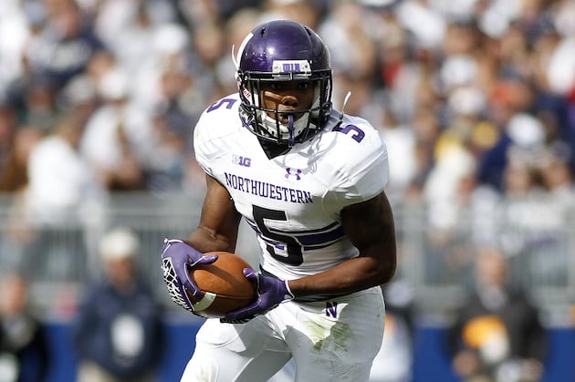Bowl-eligible Northwestern runs past Minnesota