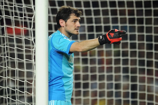 Casillas Breaks Record with Nine Consecutive Successful Clean Sheets for Spain