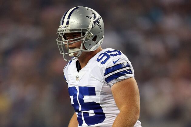 Sean Lissemore Hurts Ankle