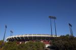 Fan Stabbed Outside Candlestick Park at Giants-49ers Game