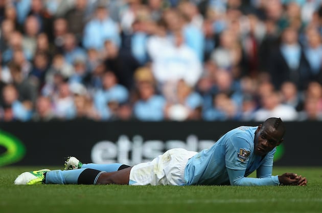 Mario Balotelli: Should Manchester City Sell Him?
