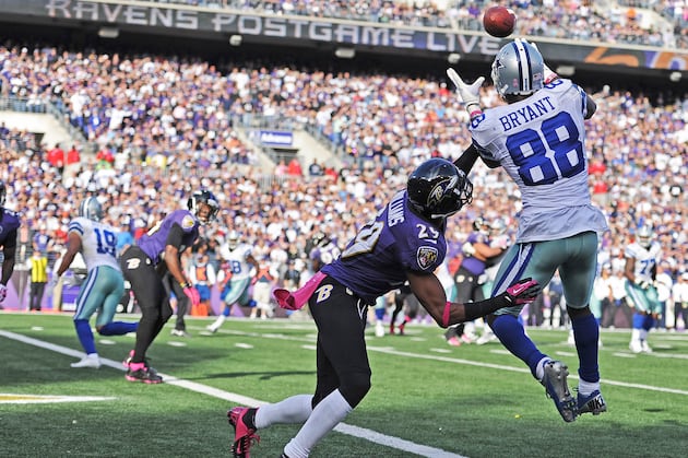 Dez Bryant Needs to Leave the Refs Alone