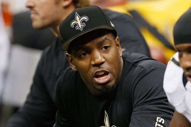 Saints' Vilma Flying Family to Tampa to Watch Him Play