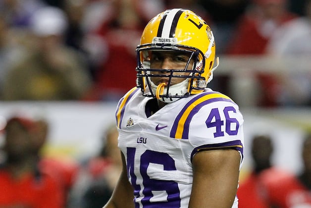 LSU LB Kevin Minter Earns Walter Camp National Kudos