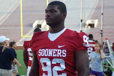 Stoops Reinstates DT McGee for Notre Dame Game