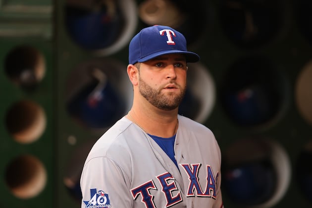 Rangers Targeting Catchers This Offseason