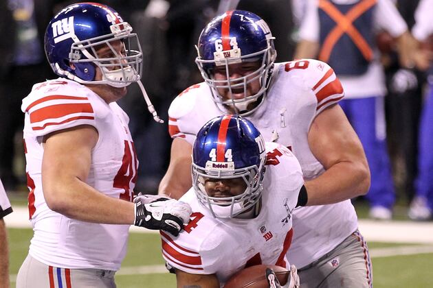 Bradshaw, center Baas not practicing for Giants