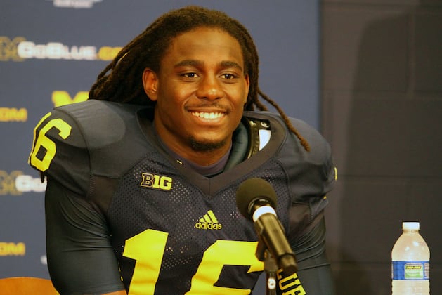 Debate: Do You Like Seeing Denard Robinson on Special Teams?