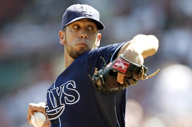 MLB Trade Rumors: Is James Shields or Josh Johnson Better Target for Contenders?
