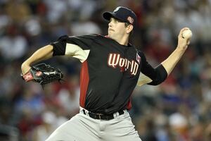 Royals Have Their Eyes on Mariners Prospect James Paxton