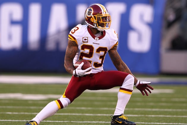 DeAngelo Hall Ejected for Berating Official
