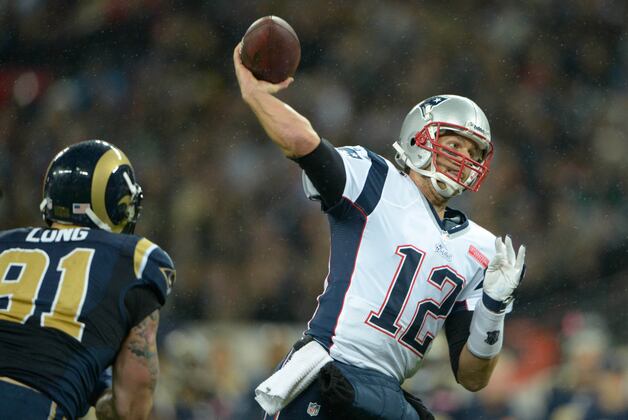 Patriots 45, Rams 7