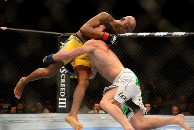 Randy Couture: Chael Sonnen Can Defeat Jon Jones Via Wrestling, Is He Right?