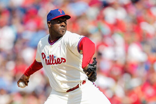 Phillies Decline Options for Wigginton, Contreras