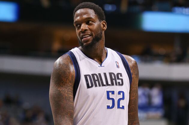Eddy Curry Expected to Be Mavs Starting Center for Season Opener