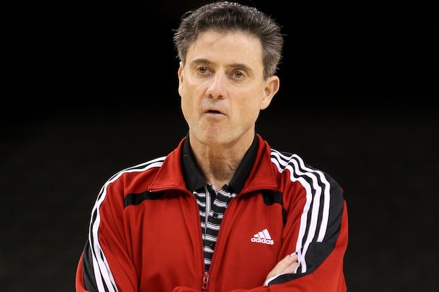 Pitino Signs Extension Through 2022